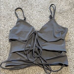 grey 3 tie going out top